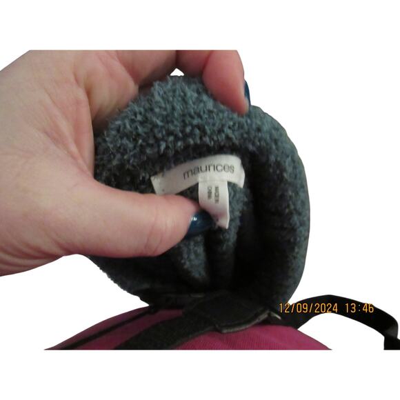 New Without Tags Maurices Green Sweater, Size Small - Picture 3 of 3